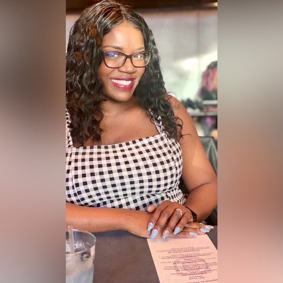 Meet the Posher🦋 - Picture 5 of 5